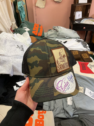 Women’s Makeup Resistant & Ponytail Ball Cap