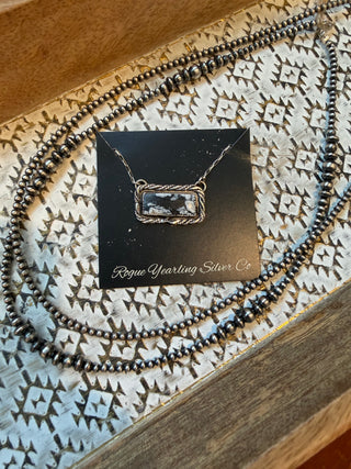 White Buffalo Bar Necklace Rogue Yearling